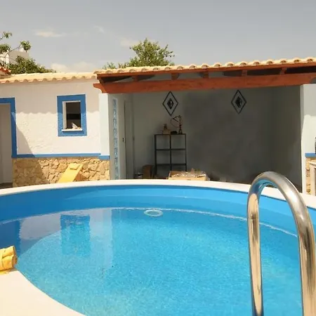 Viila Fernandes With Pool In * Pêra