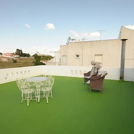 Viila Fernandes With Pool In Βίλα
